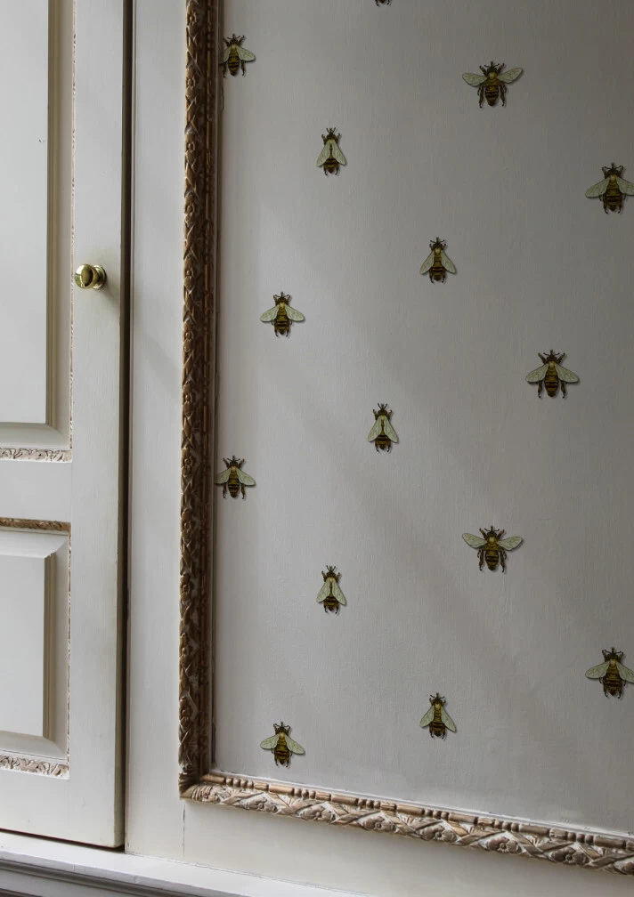 Wild Honey Bee Spot Wallpaper 1 Wild Honey Bee Spot Wallpaper